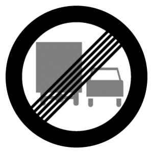Знак Конец зоны запрещения обгона грузовым автомобилям