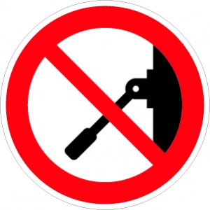 Знак Запрещается включать машину (устройство)