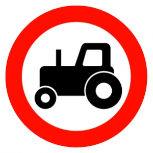 Знак Движение тракторов запрещено